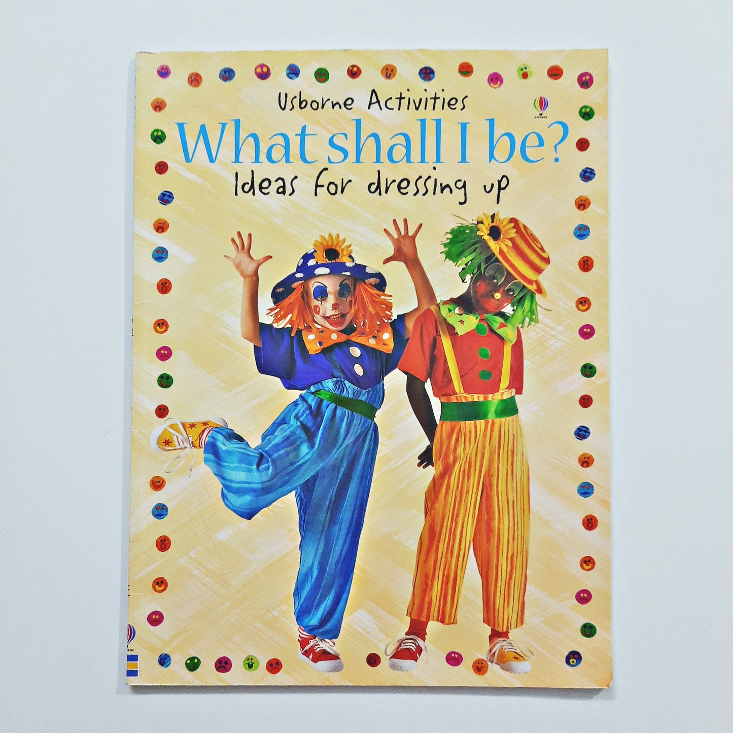 Usborne - What shall I be? Ideas for Dressing up