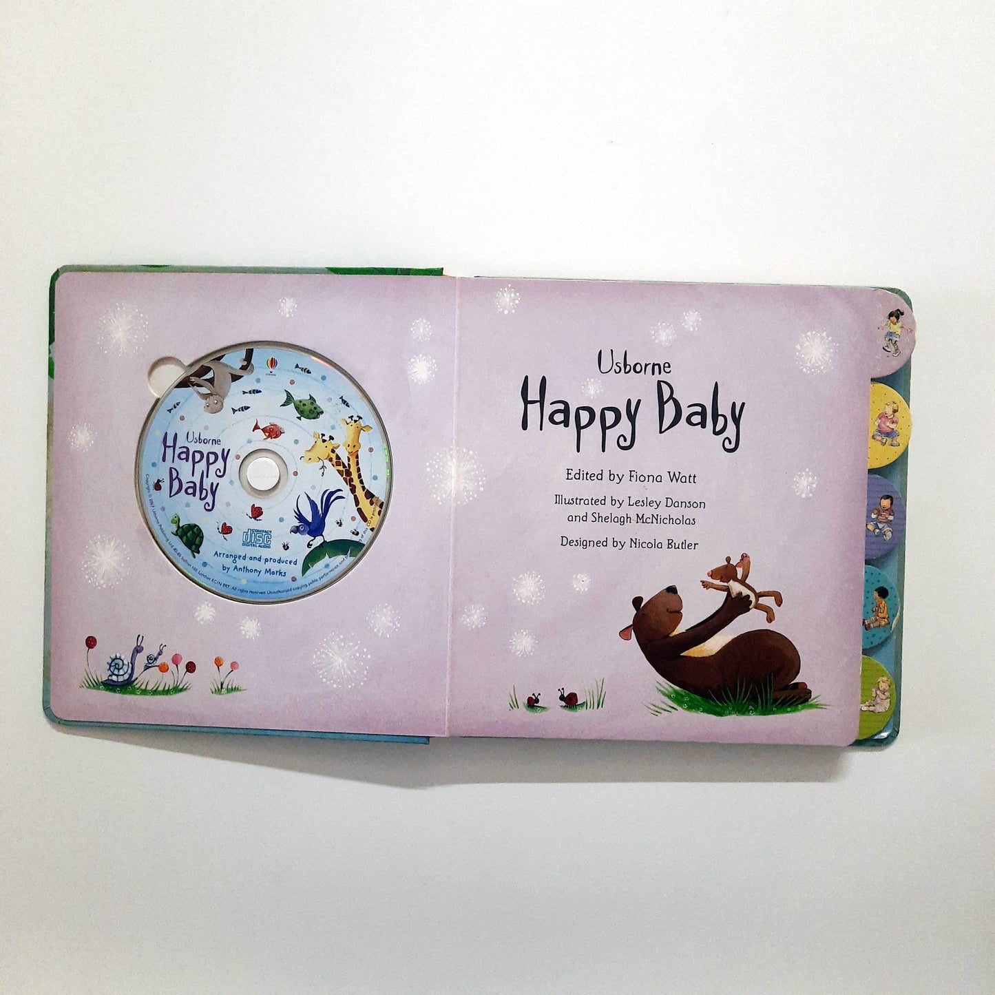 Usborne - Happy Baby